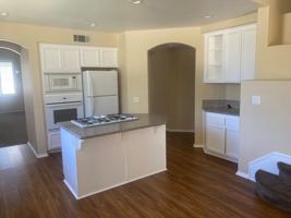 featured image of 4555 Calle Norte