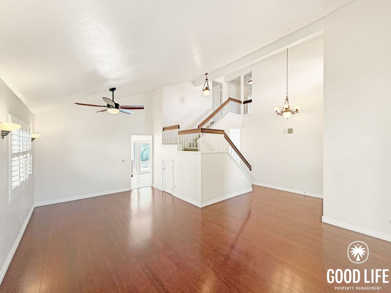 4652 Merrick Ct - Photo 3 of 33