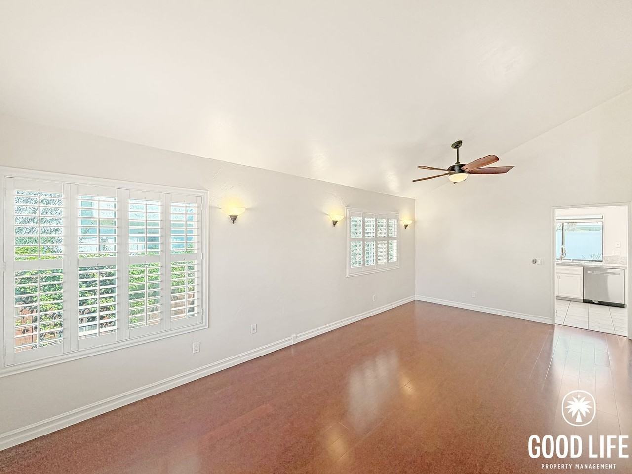 4652 Merrick Ct - Photo 5 of 33