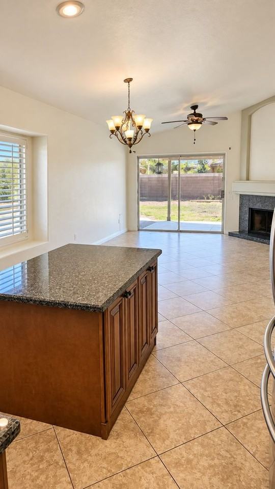 1561 E Gary Dr - Photo 4 of 18