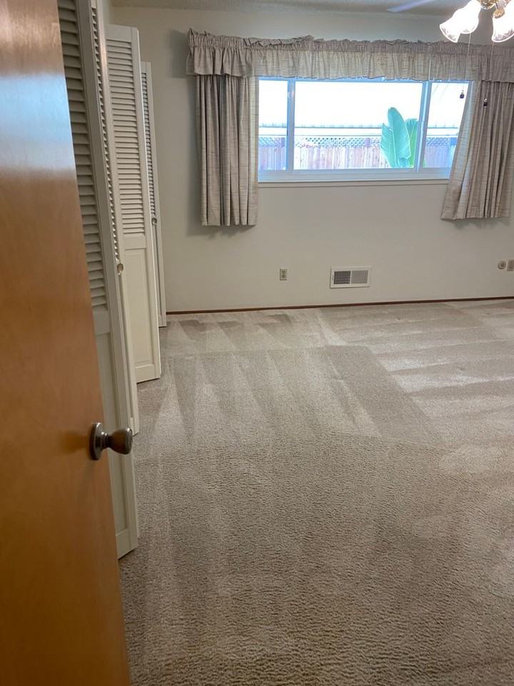 1605 Jacquelyn Way - Photo 7 of 11