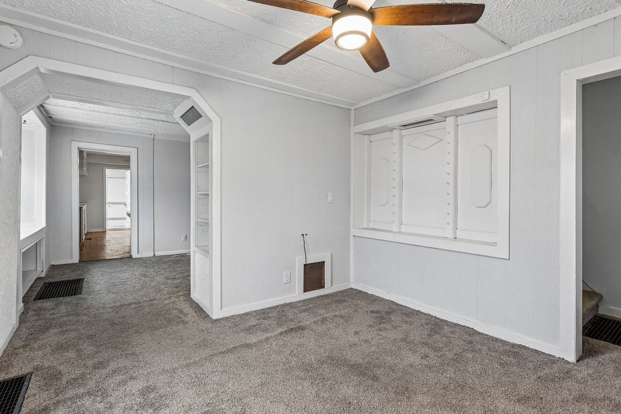 511 Poppleton Ave - Photo 7 of 30