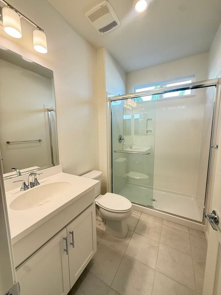 2081 Fuchsia Dr - Photo 4 of 14