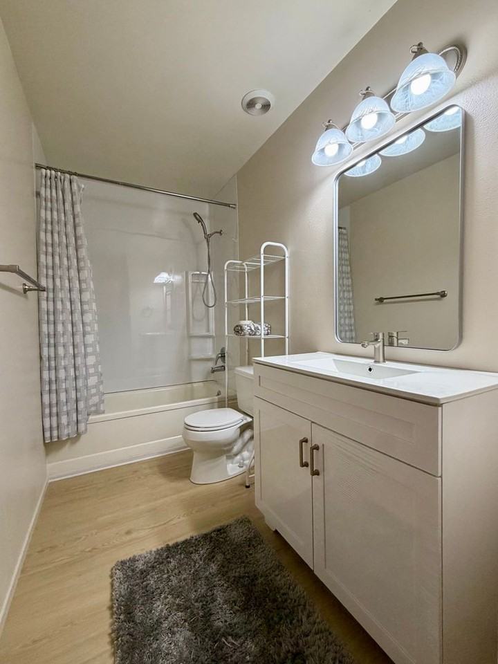 6349 Edgerton Way - Photo 4 of 10
