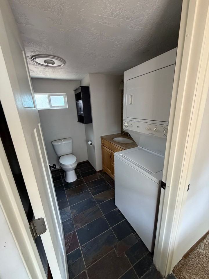 1341 Quince St - Photo 6 of 12