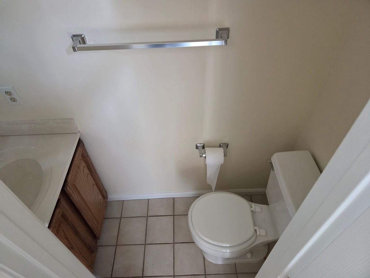 131 Attic Ct - Photo 4 of 10