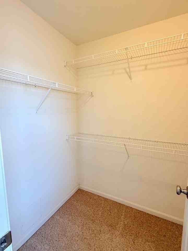 2410 Brooke Bnd - Photo 6 of 11