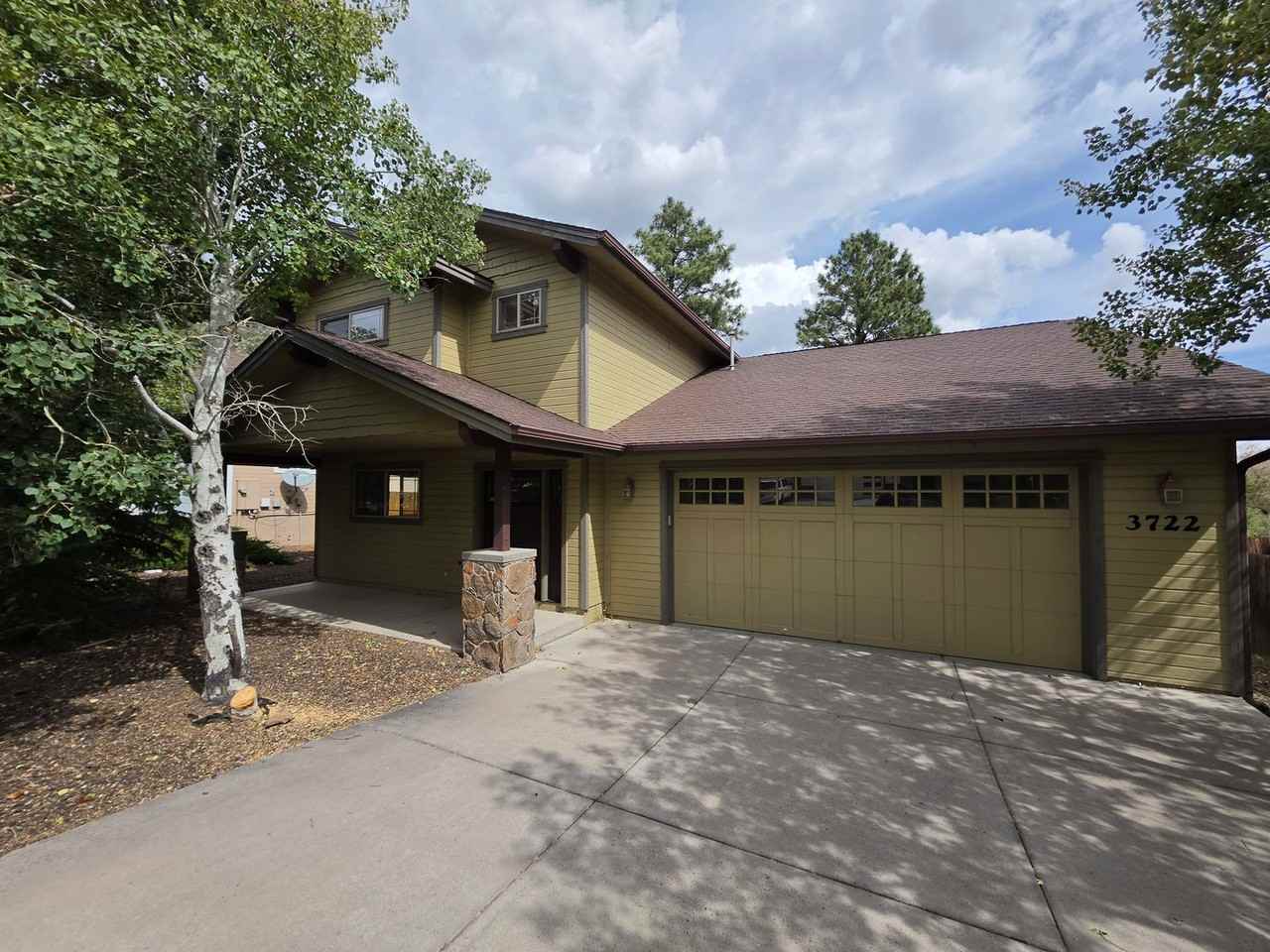 3722 Avocet Ave - Photo 4 of 32