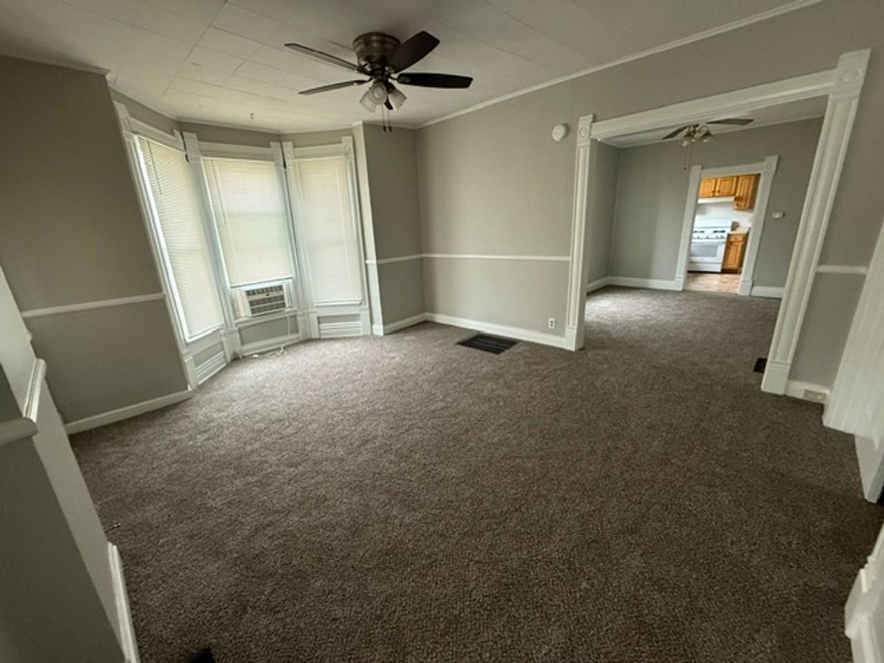 405 W White St - Photo 7 of 16