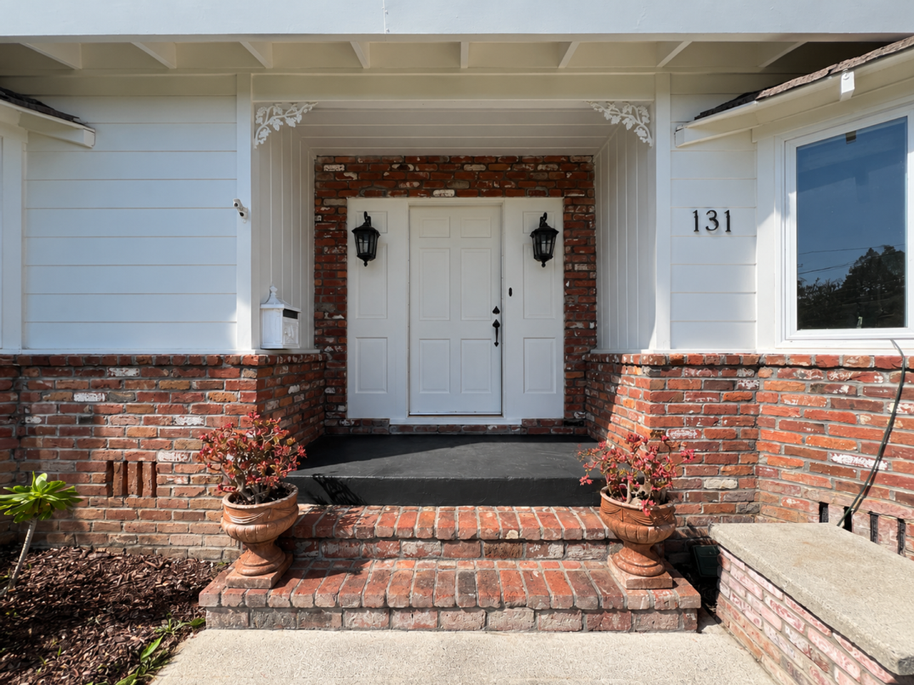 131 Foster Rd - Photo 3 of 42