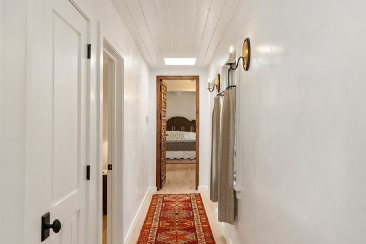 435 Calle La Paz - Photo 3 of 23