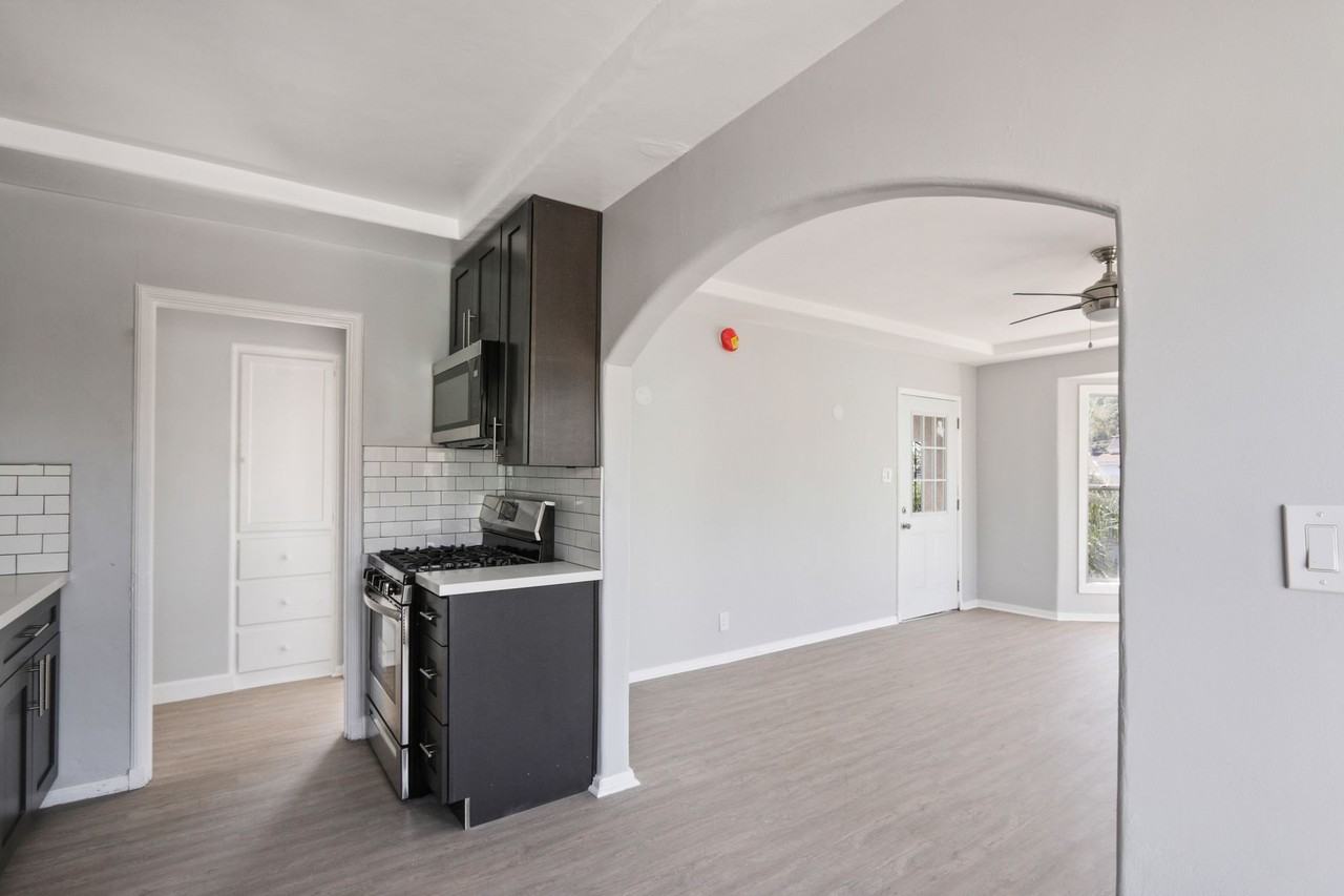 3338 City Terrace Dr - Photo 5 of 28