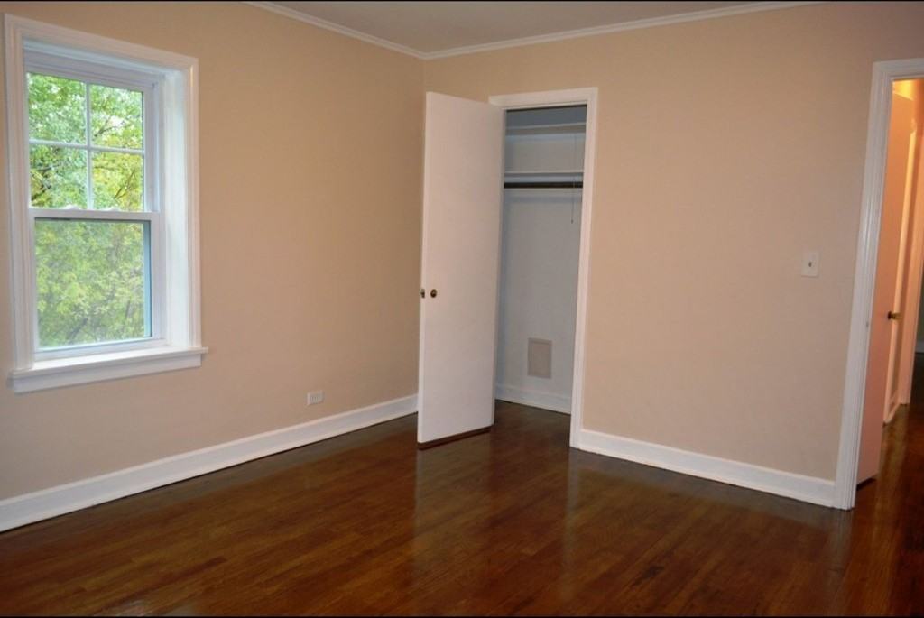 4633 N Lawndale Ave #1S - Photo 3 of 4