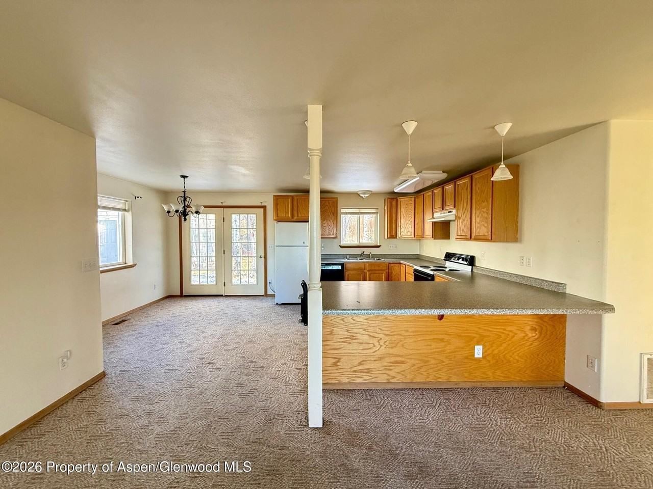 1333 E Victory Way - Photo 3 of 10