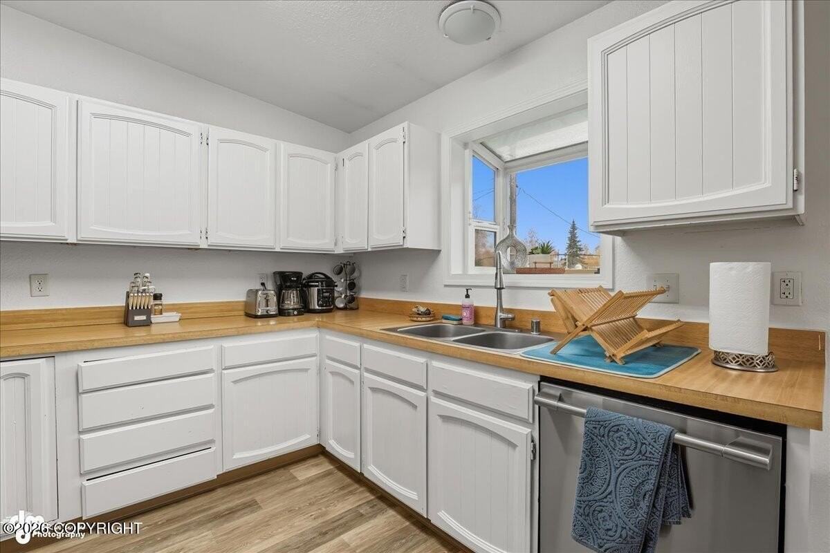 2601 W 32nd Ave - Photo 2 of 26
