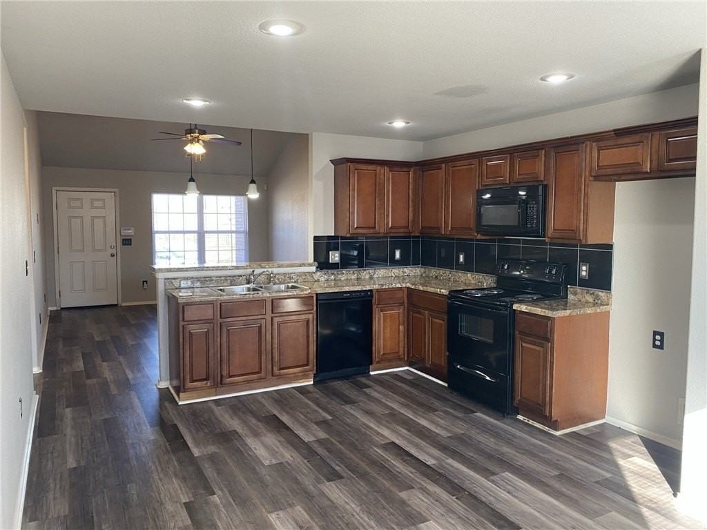 1426 S Apollo Dr - Photo 5 of 24