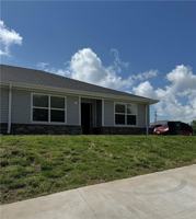featured image of 637 Hidden Springs Dr #4