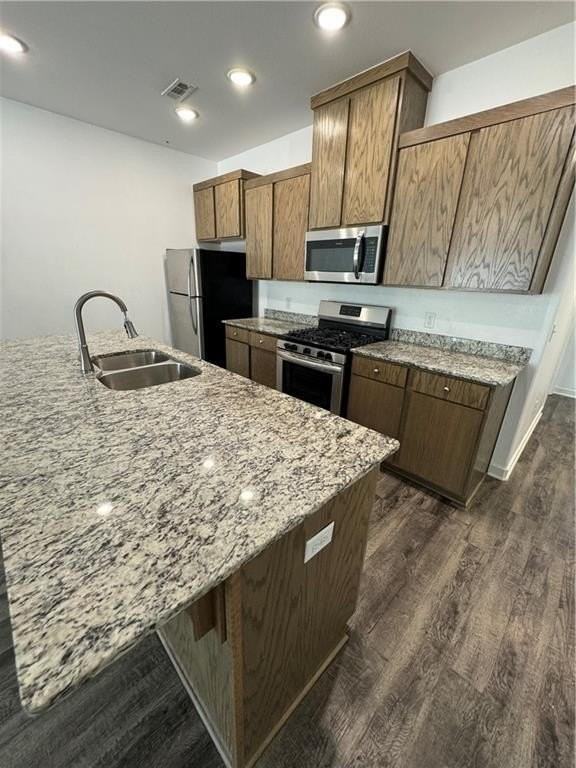 637 Hidden Springs Dr #4 - Photo 3 of 15