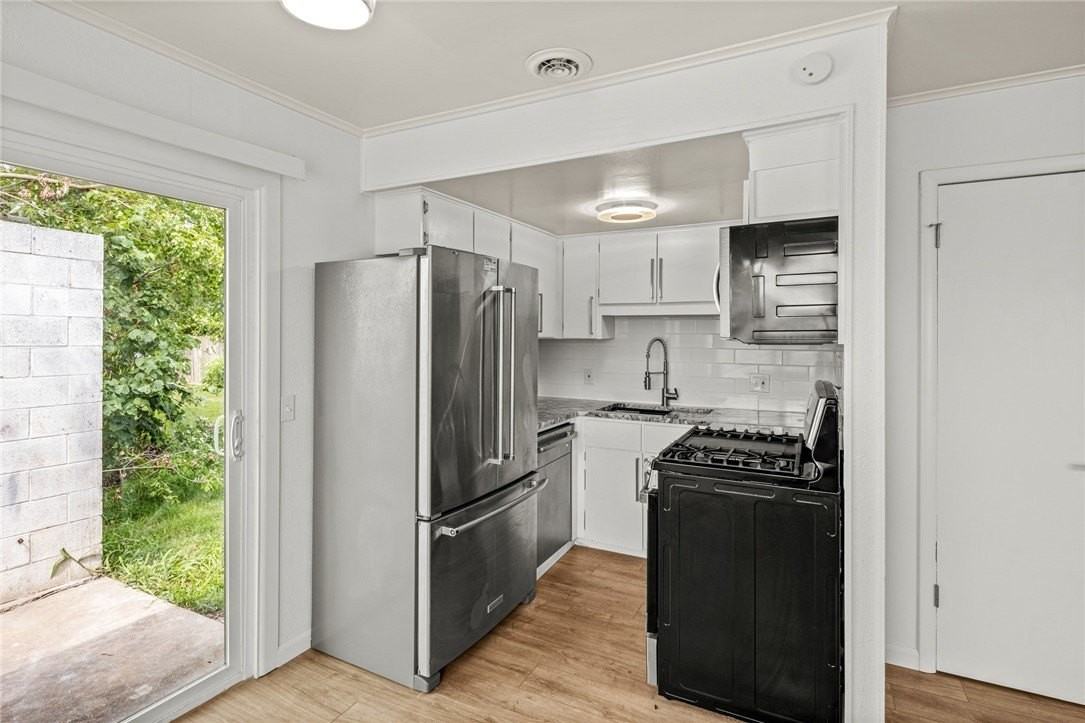 1707 W Olrich St - Photo 2 of 15