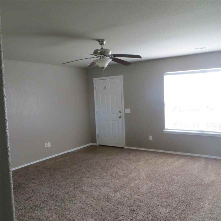 5306 Sw Regent Rd - Photo 2 of 9