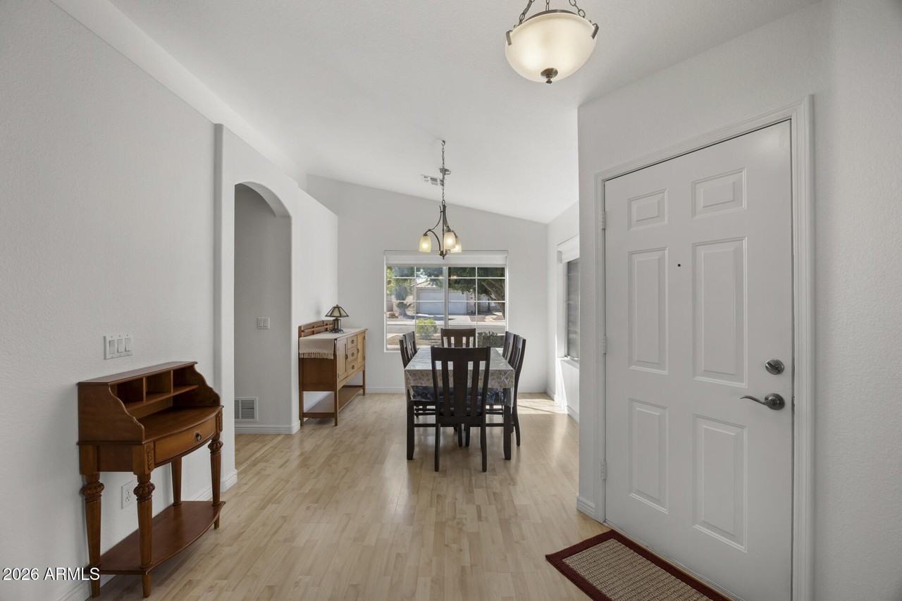 78 W Gail Dr - Photo 4 of 20