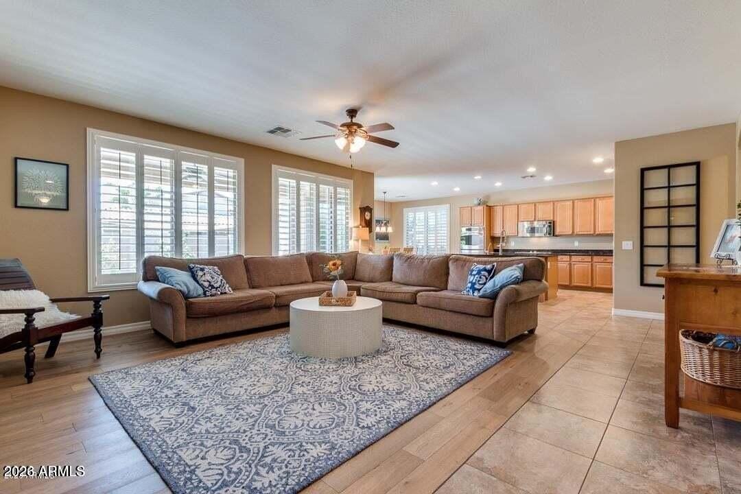 2497 E Aris Dr - Photo 5 of 33