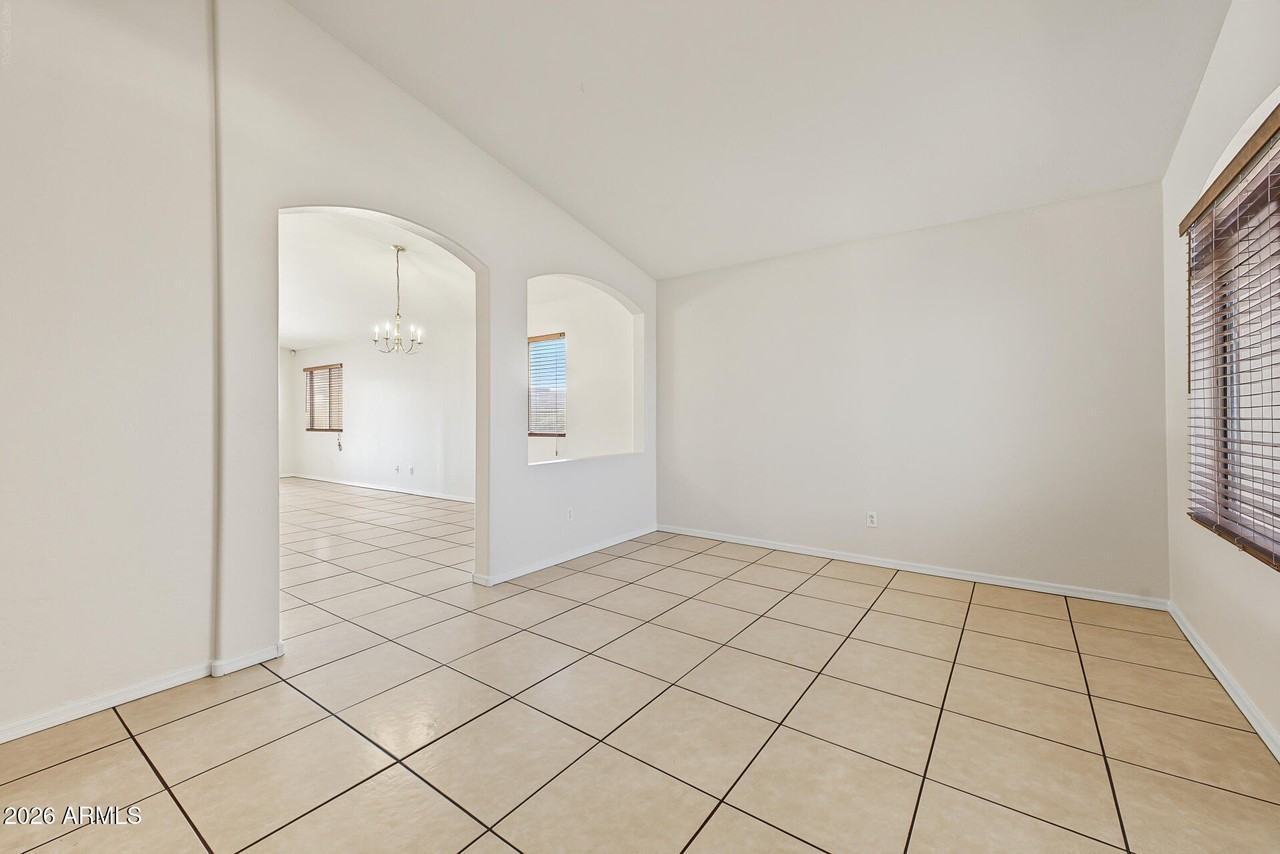 16045 W Sierra St - Photo 5 of 29
