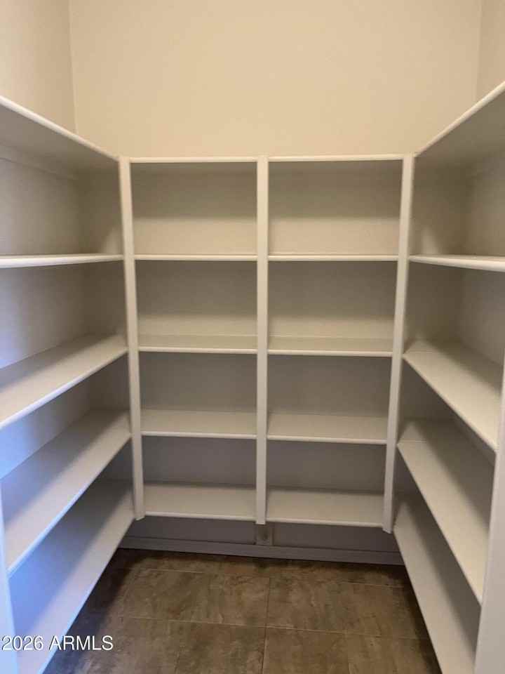 2430 E County Down Dr - Photo 6 of 27