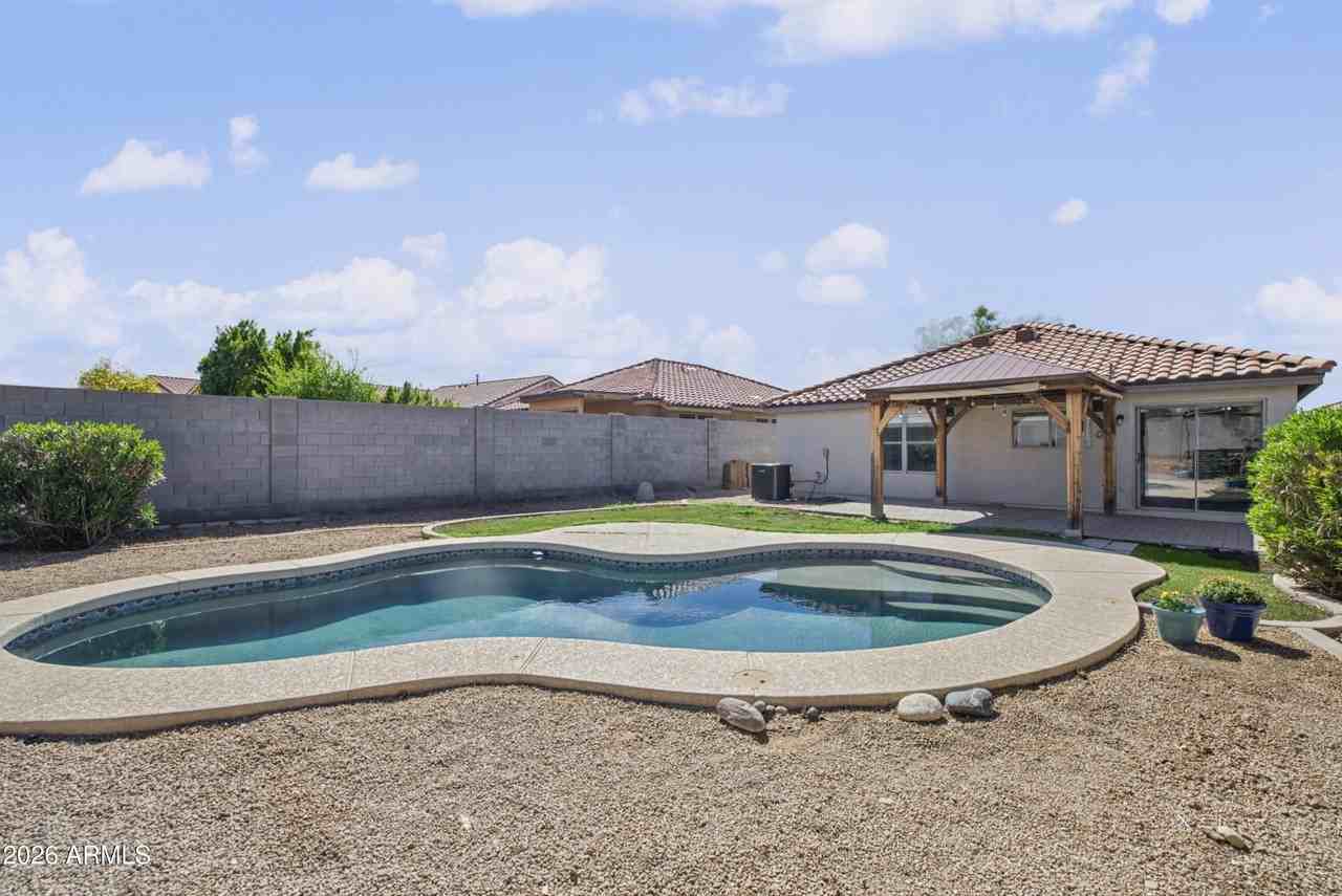 10538 W Foothill Dr - Photo 5 of 16