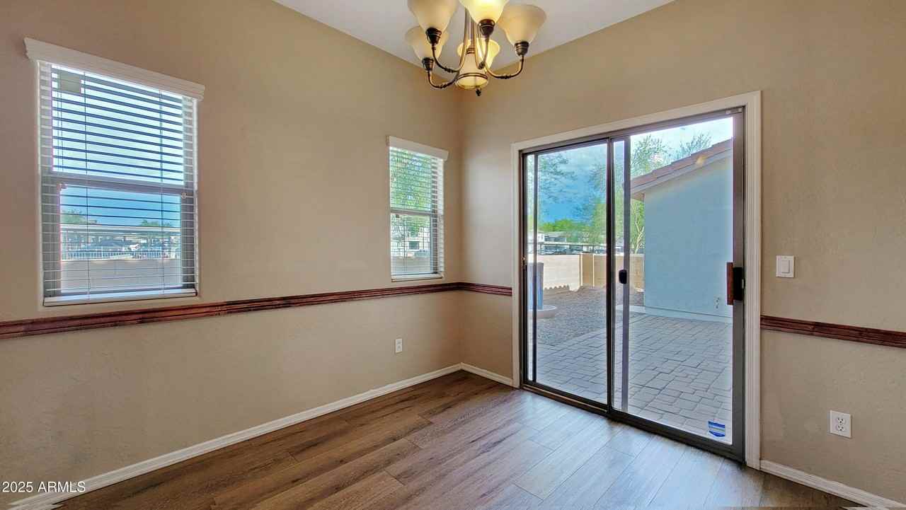 2515 N 148th Dr - Photo 5 of 31