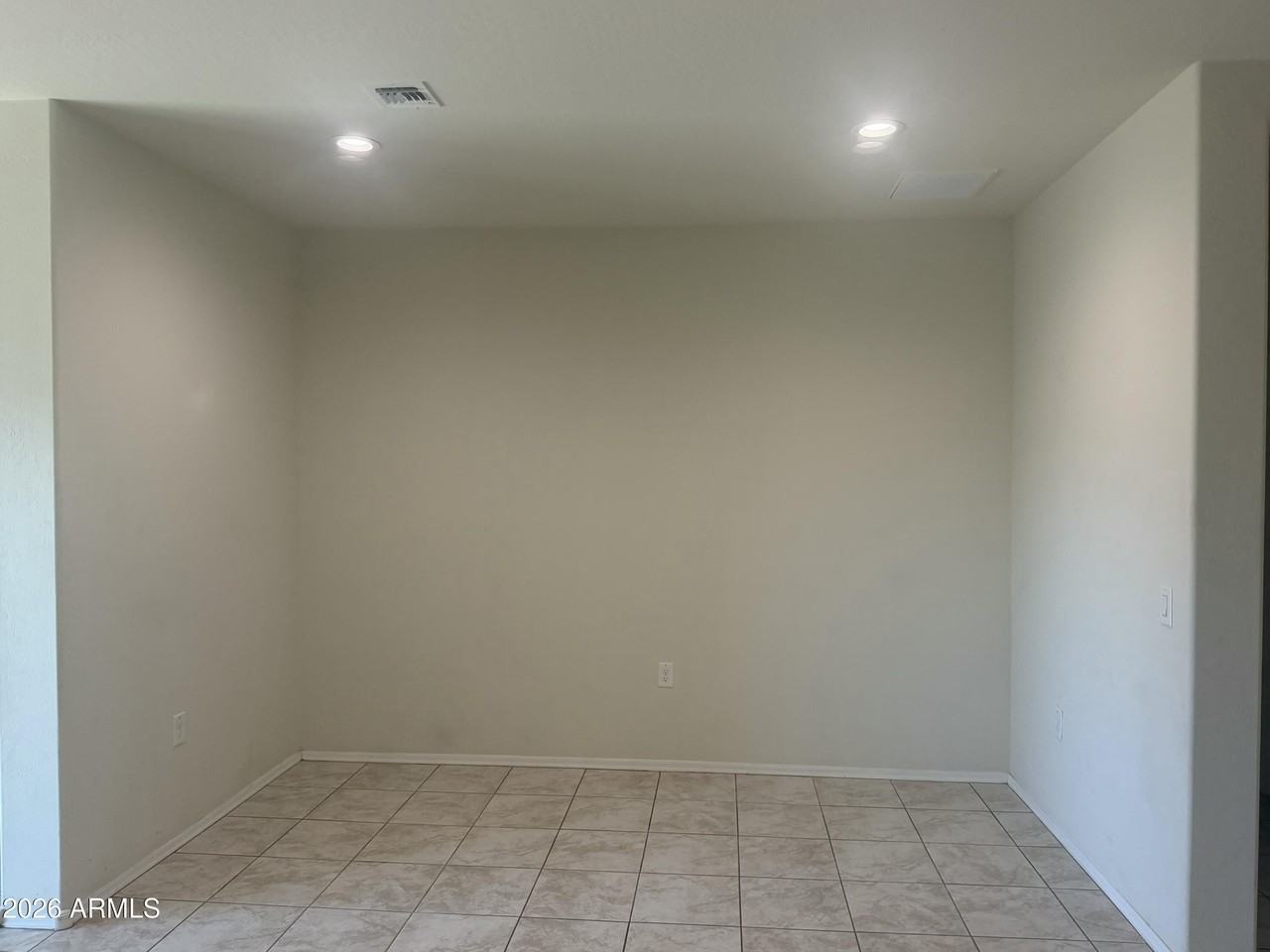 1913 W Pima Ave - Photo 6 of 10
