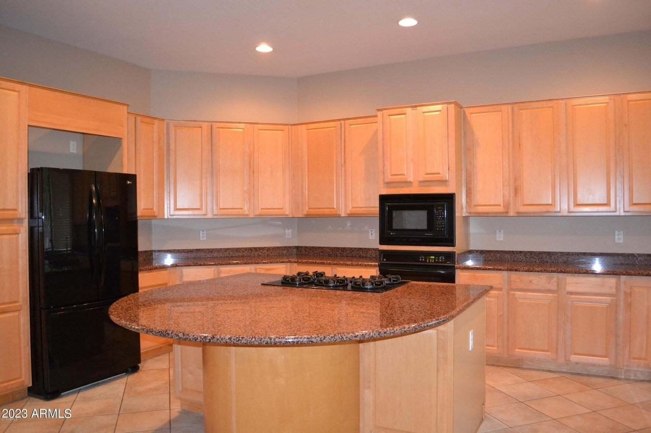 16432 S 16th Ave - Photo 5 of 16