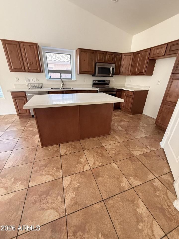 16179 W Magnolia St - Photo 2 of 17