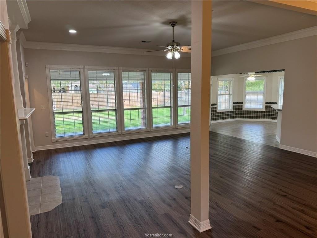 4607 Park Hollow Cir - Photo 4 of 28
