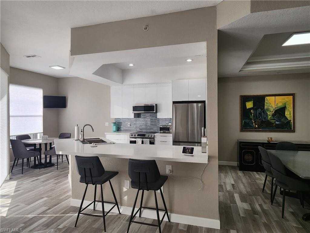 9270 Belleza Way Apt 105 - Photo 7 of 31
