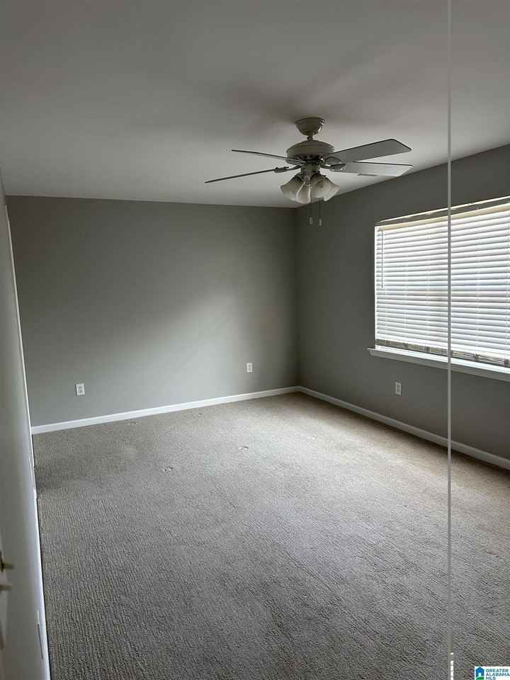 407 Cambrian Ridge Dr - Photo 7 of 9
