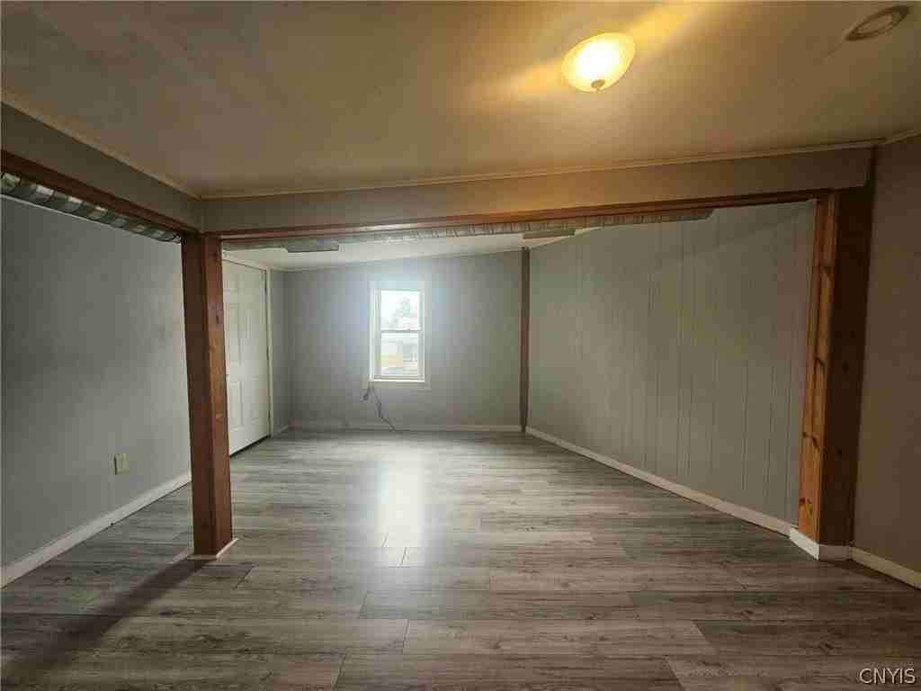 671 S Main St - Photo 4 of 13