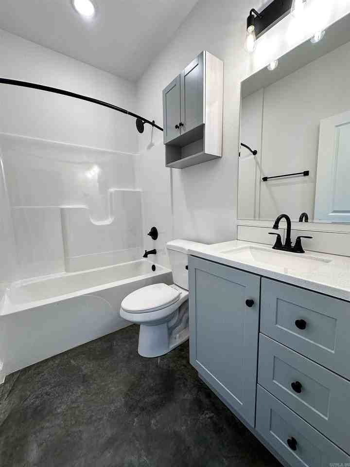 1513 Mary Kay Blvd - Photo 3 of 8