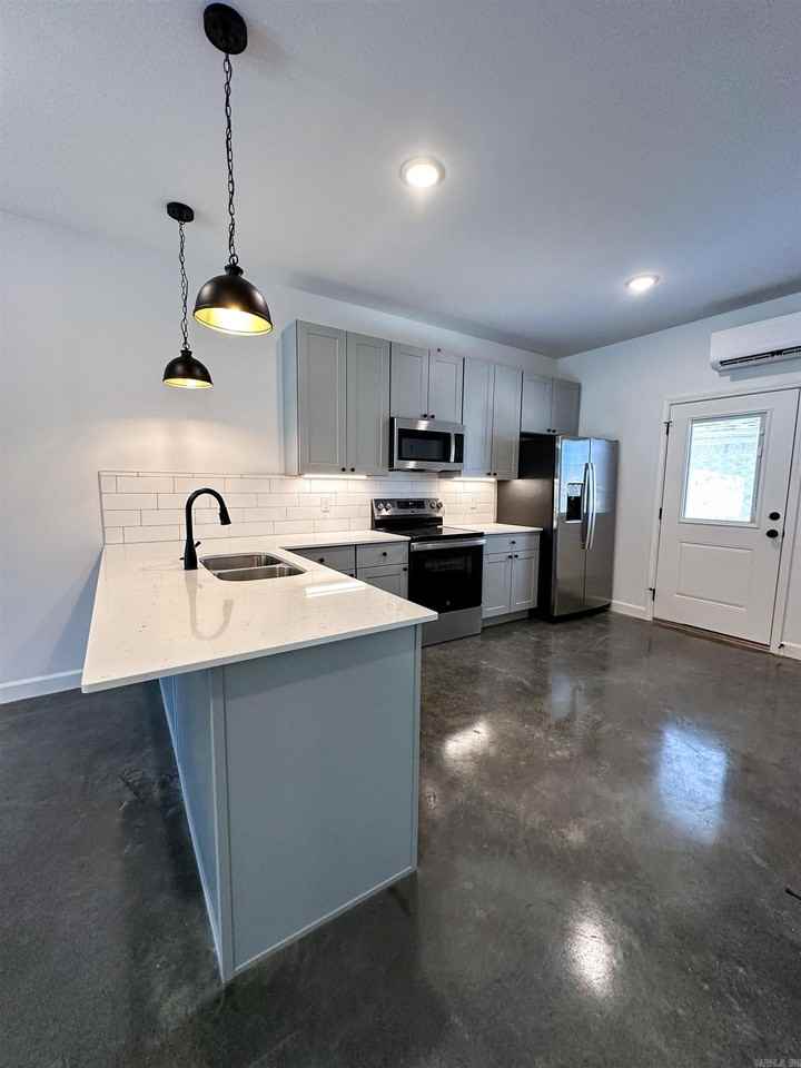 1513 Mary Kay Blvd - Photo 6 of 8