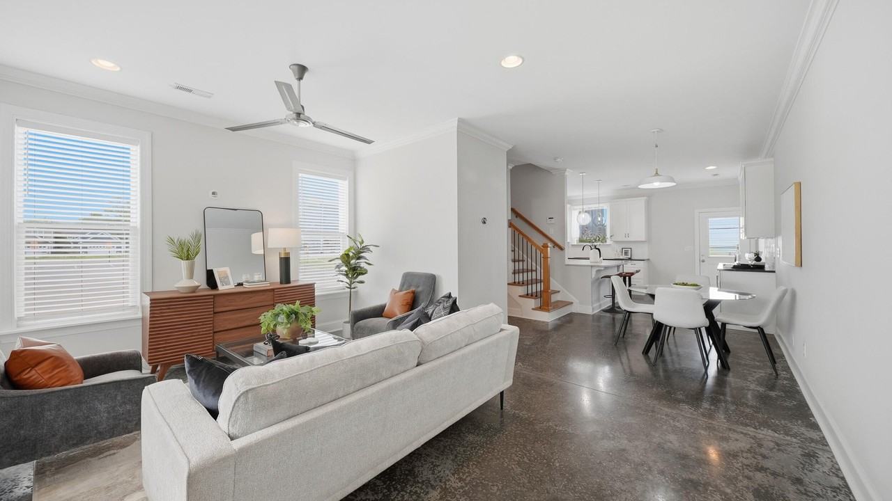 1443 Park Ave - Photo 2 of 46