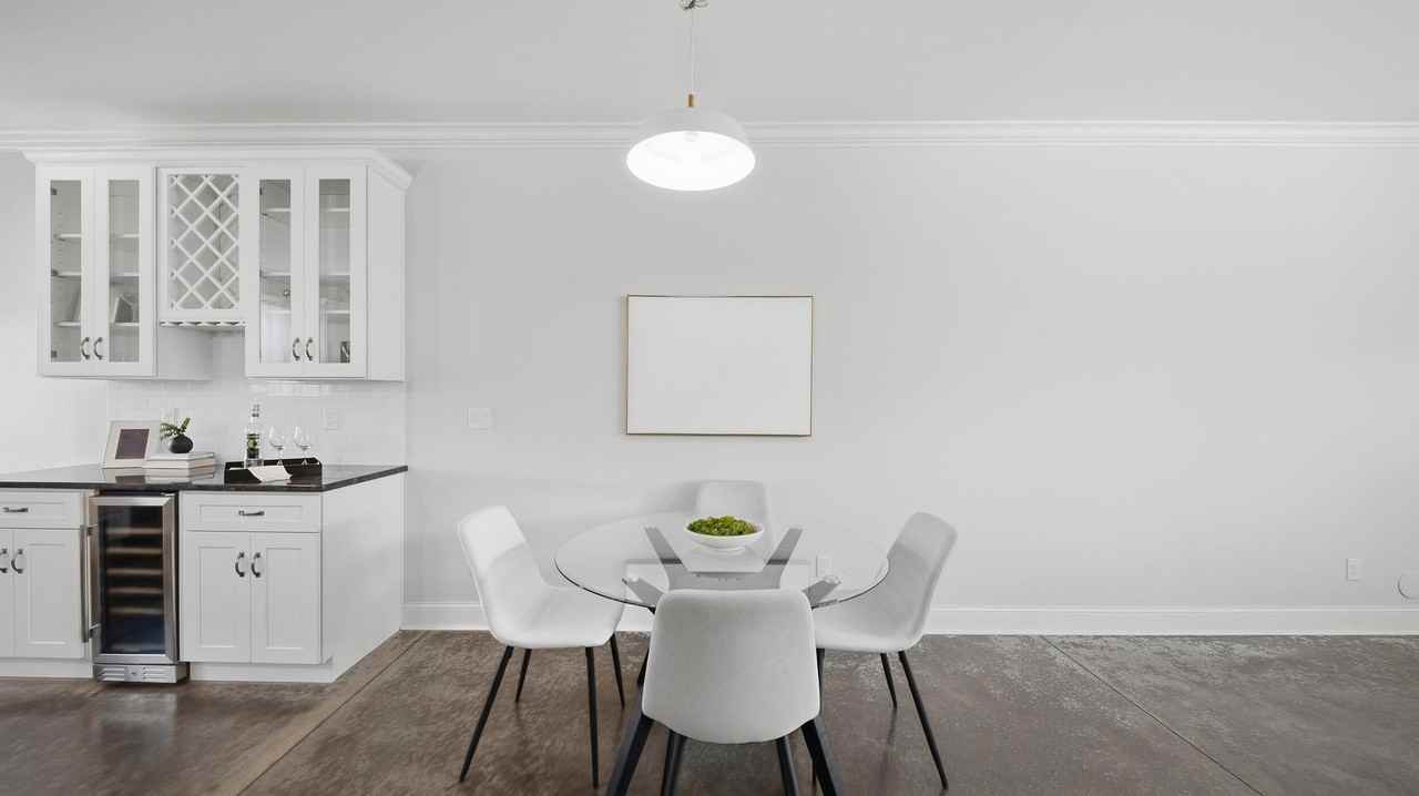 1443 Park Ave - Photo 6 of 46