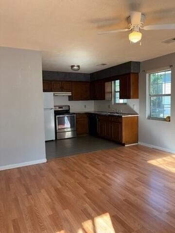 909 Washington Ave #2 - Photo 2 of 14