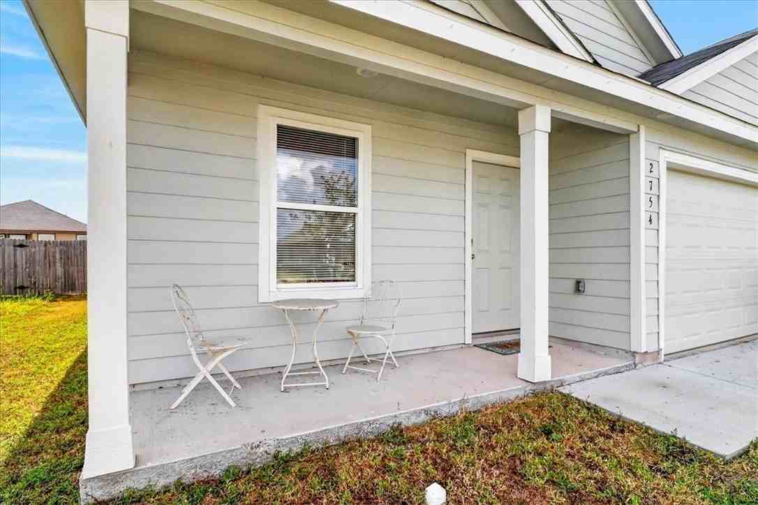 2754 Winterfell St - Photo 4 of 36