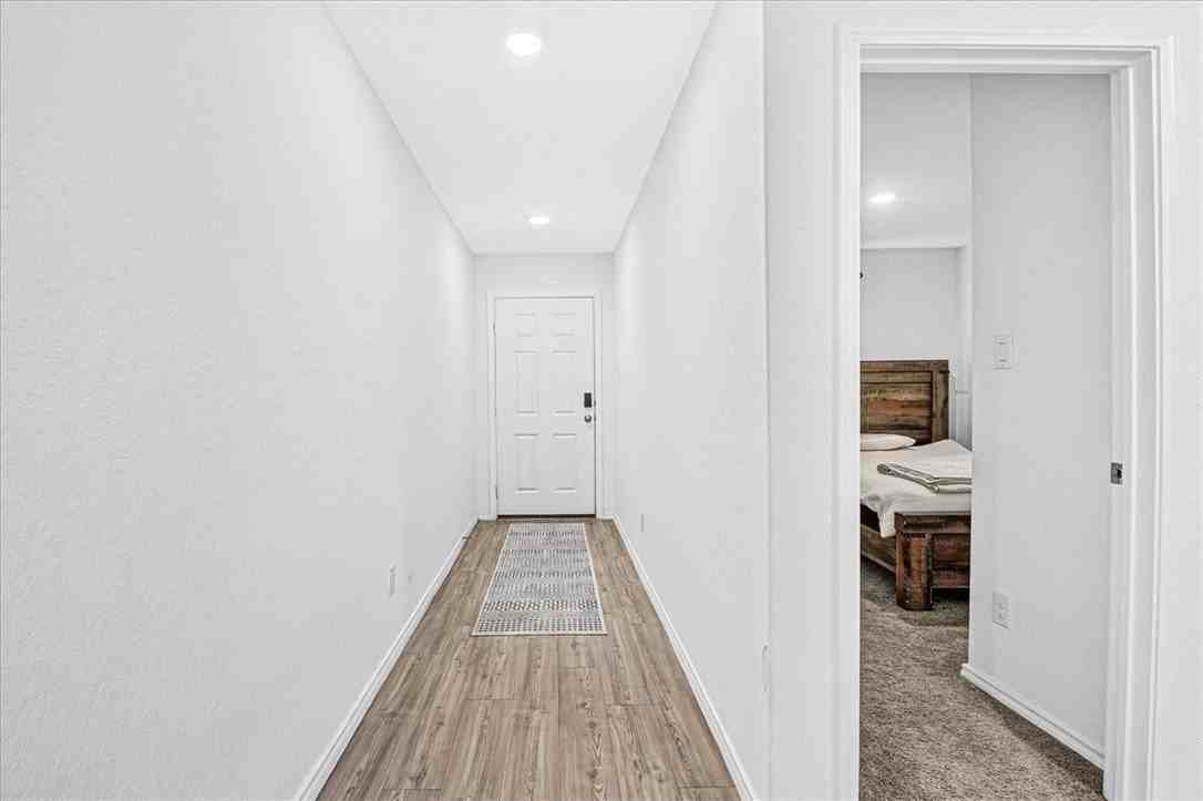 2754 Winterfell St - Photo 6 of 36