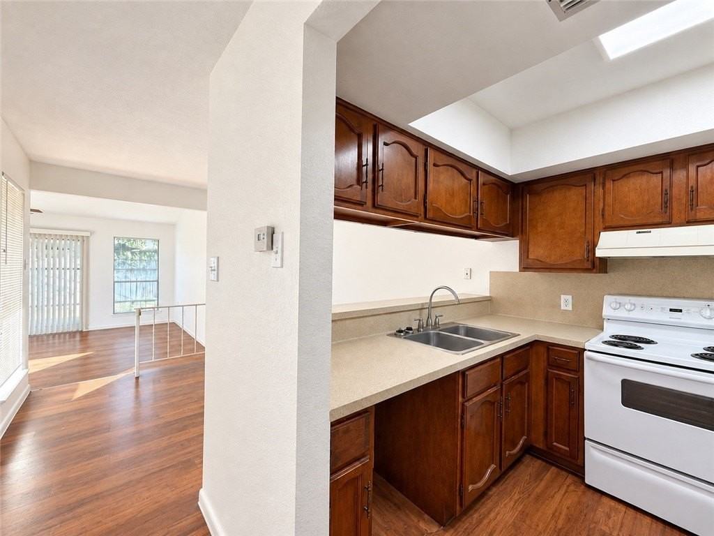 3725 Thornberry Ct #3735 - Photo 5 of 13