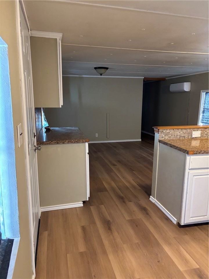 337 S Arch St #16 - Photo 6 of 15