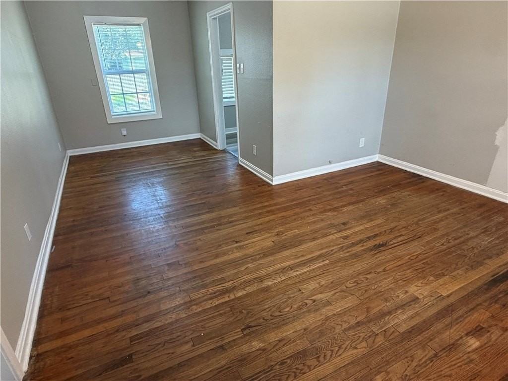 4809 Rogerson Dr - Photo 3 of 7