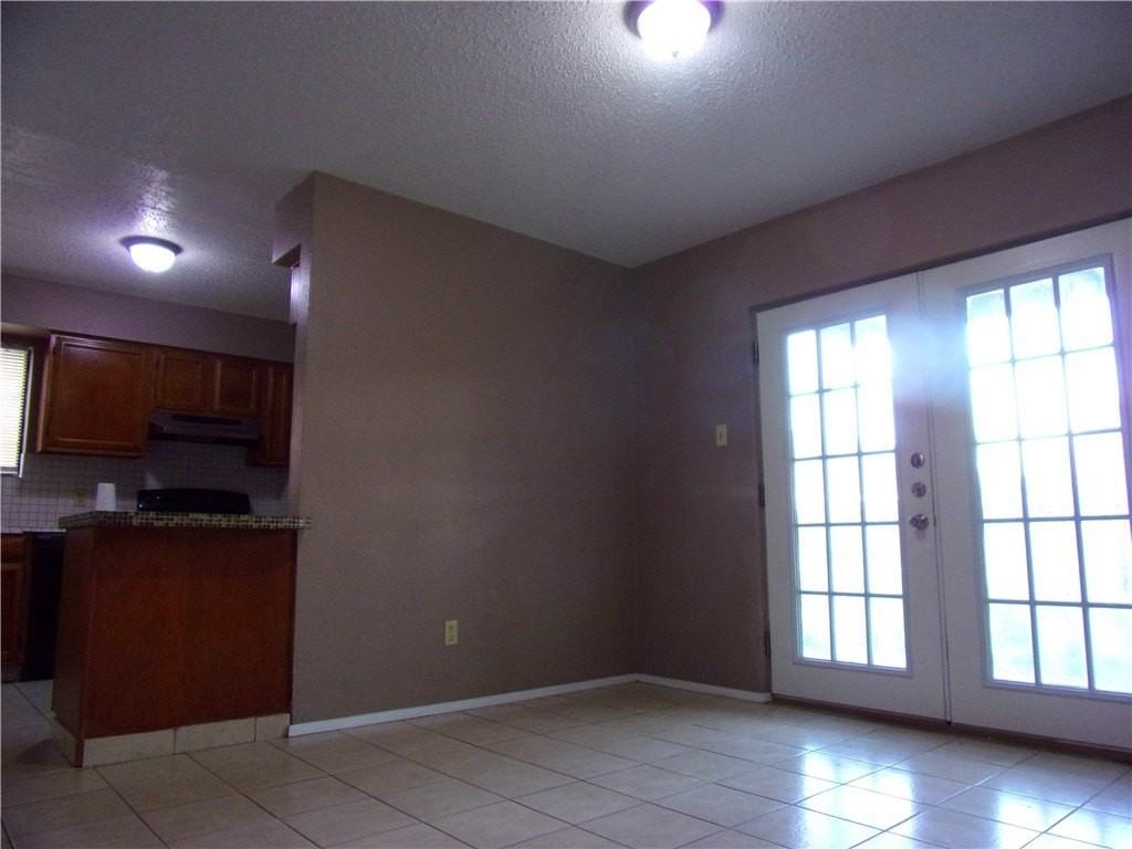 6621 Rhine Dr #A - Photo 7 of 25