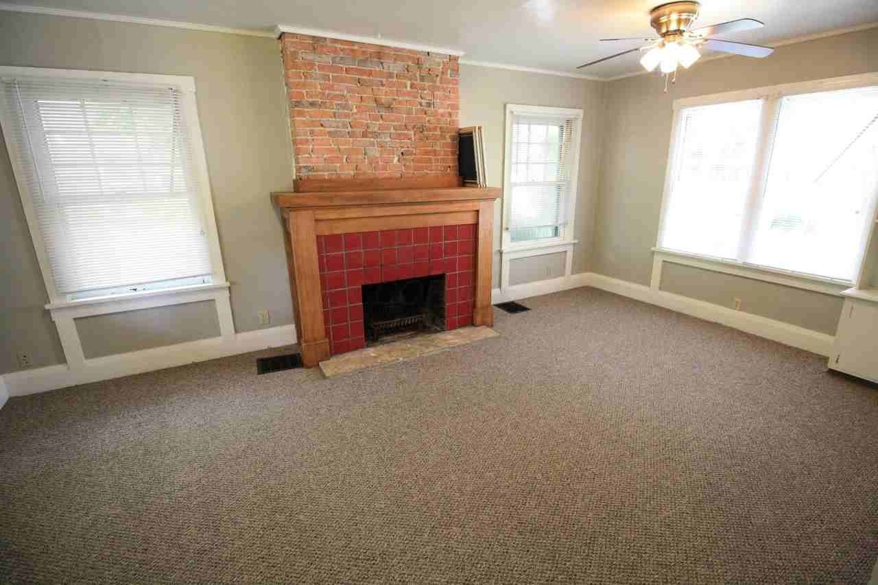 242 E Northwood Ave - Photo 4 of 25