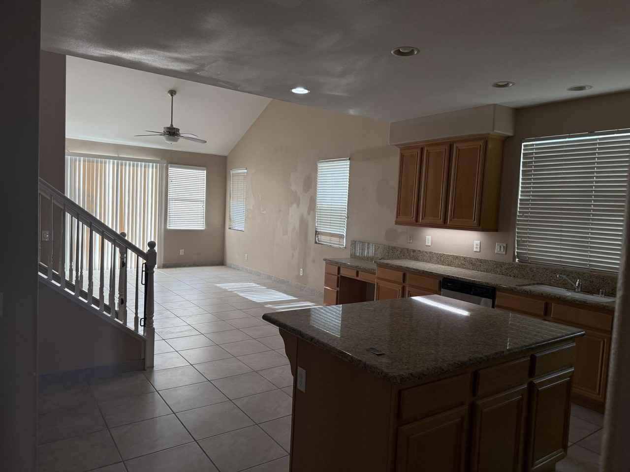 37480 Haweswater Rd - Photo 4 of 21
